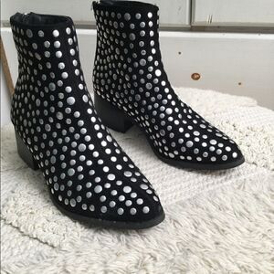 Mackin J 6.5 black studded boots, Western, Vampire